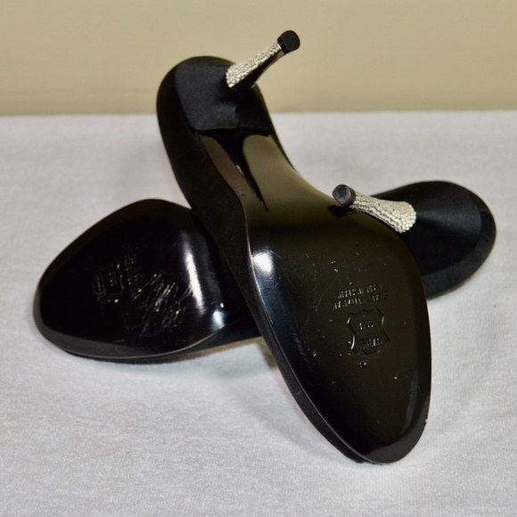 Stuart Weitzman BlacStuart Weitzman Black Satin Peep Toe Crystal Heel Pump - Picture 9 of 14